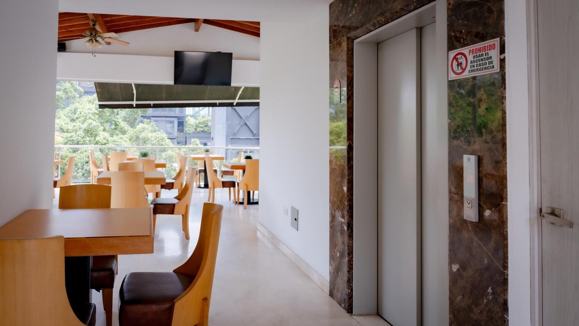 מדיין Hotel Madeiro מראה חיצוני תמונה